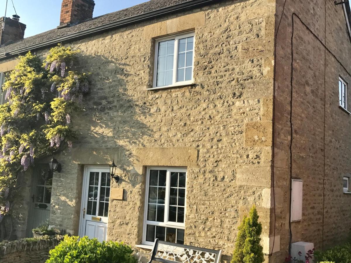 Way Cottage 莱奇莱德 外观 照片